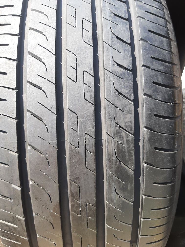 Продам шины 235/50/19