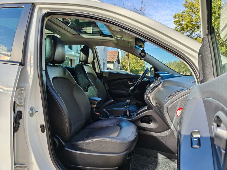 HYUNDAI ix35  / 2015 / Euro 5 / NAVI / Panoramic/ Senzori / 1.7 Diesel