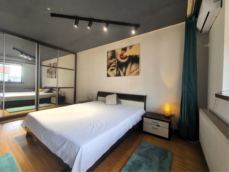 Vand apartament 3 camere militari residence
