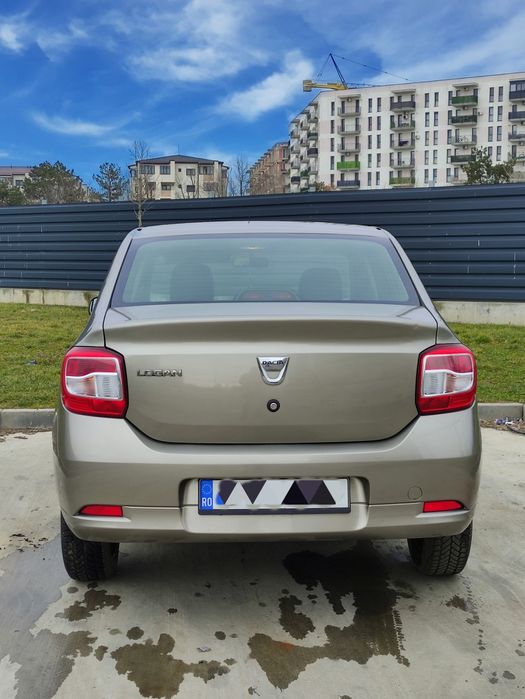 Vând Dacia Logan 2014