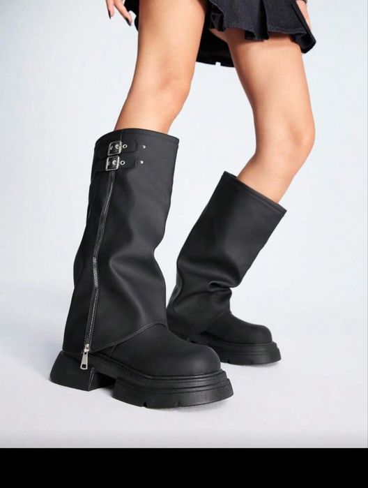 Дамски ботуши черни,кожа с цип