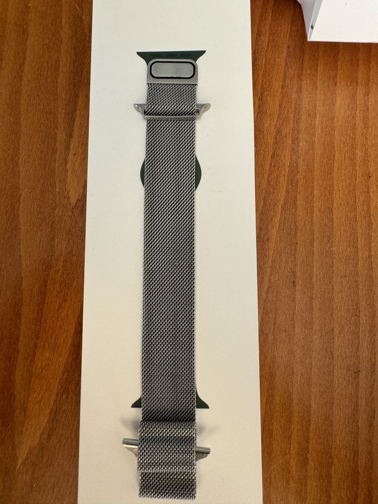 Apple Watch Series 7 45 mm -като нов, в гаранция