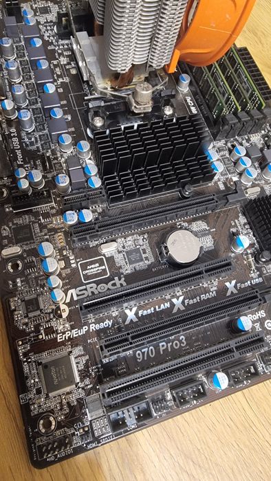 Kit AMD FX6300 + 8GB DDR3 + ASROCK 970 Pro3