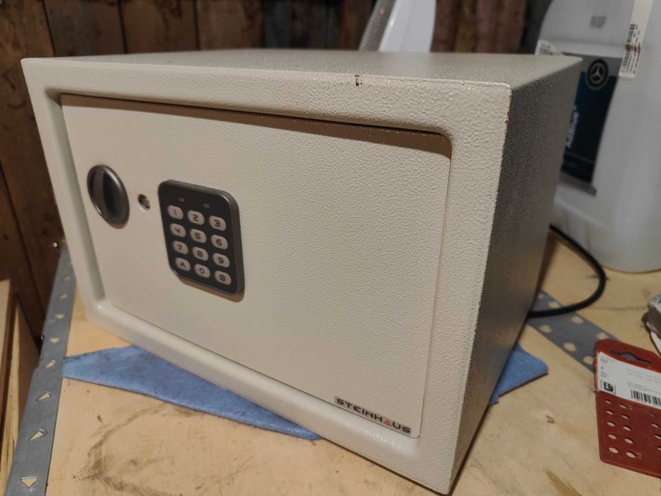 Seif electronic de interior