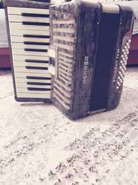 Acordeon de vânzare hohner lV student cu 32 de bașii