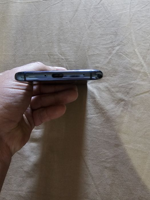Huawei mate 20 pro 6GB RAM 128GB