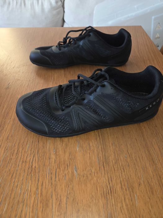 Боси обувки Xero HFS