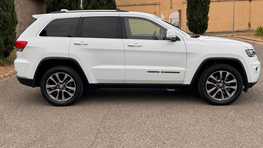 Vând JEEP an 2019