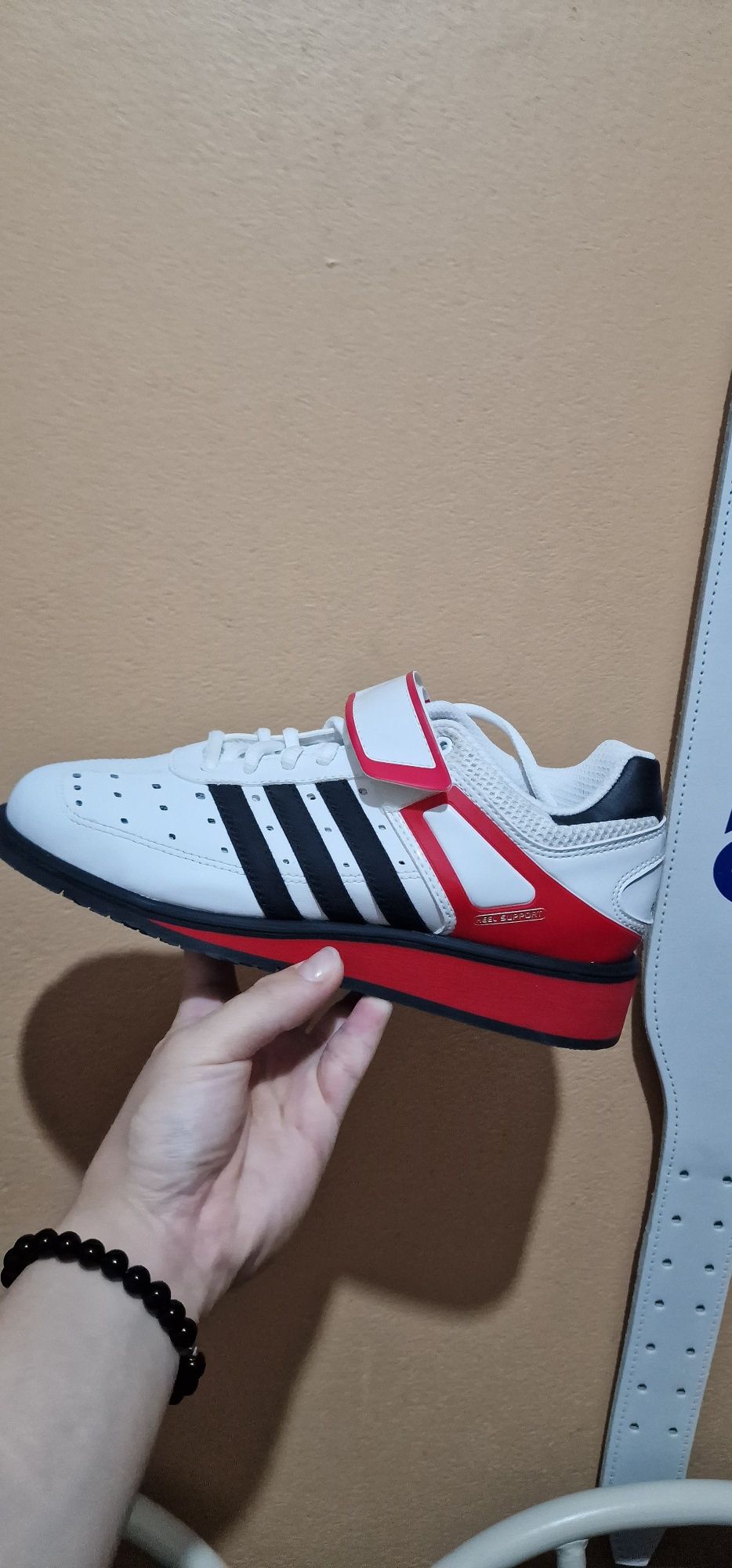 Штангетки новые adidas