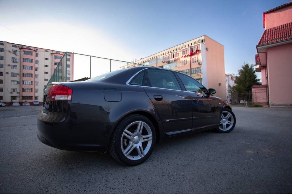 Audi A4 2008 года