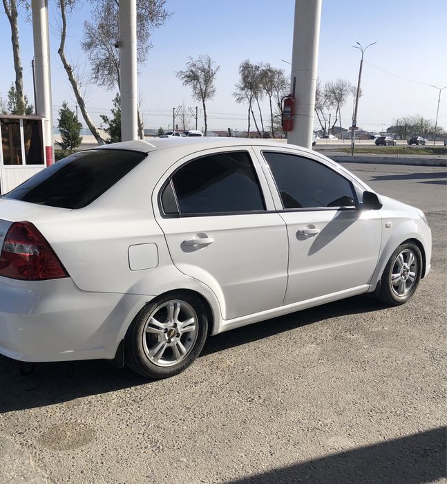 Nexia 3 saka diska obmen