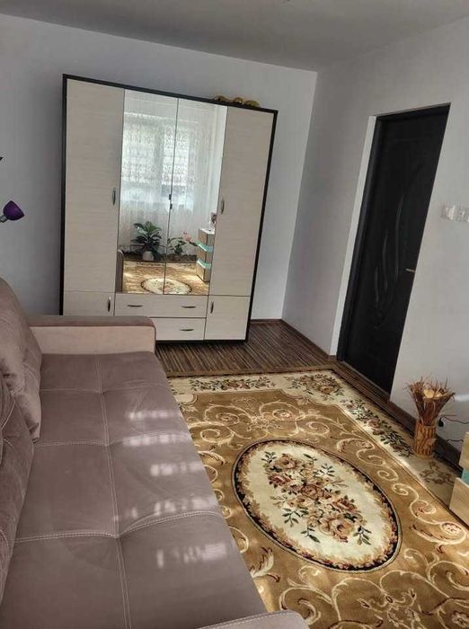 Apartament 2 camere Semidecomandat ,Zona Gemeni