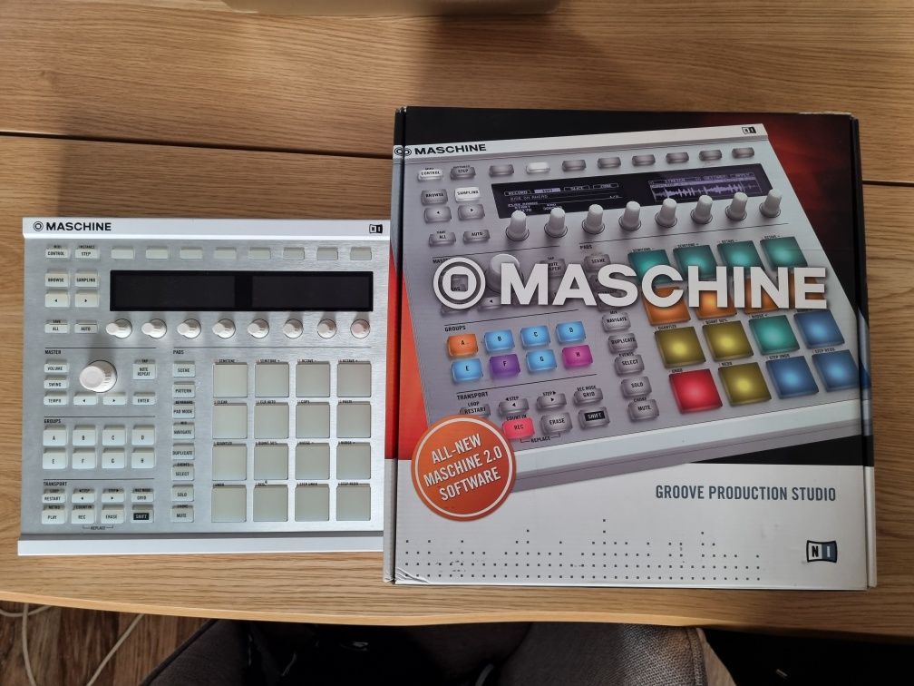 Native Instruments Maschine Groove Production Studio MK2