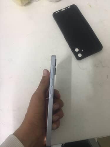 Samsung a06 ishlatilganiga 3 oy boʻlgn aybi yoq