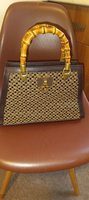 Дамска чанта Guess