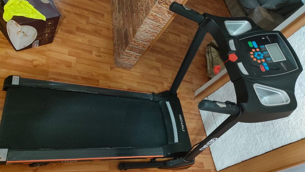 Беговая дорожка в отличном состоянии
