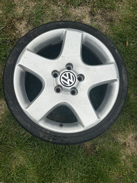 Джати 17/5/130 с гуми 195/40/17