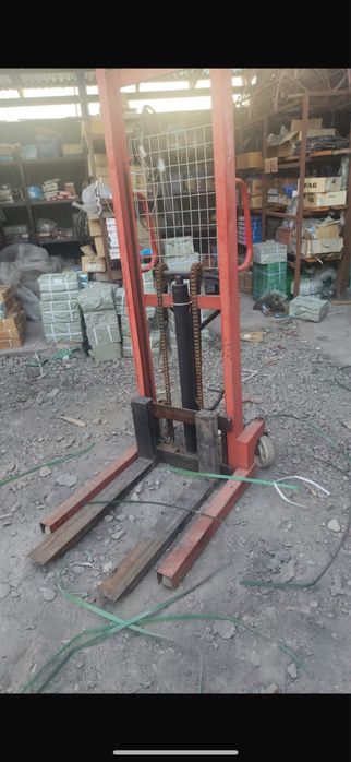 Продам  гидравлический штабелер