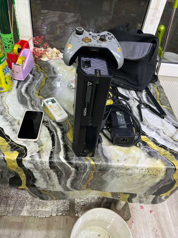 Xbox one приставка срочно