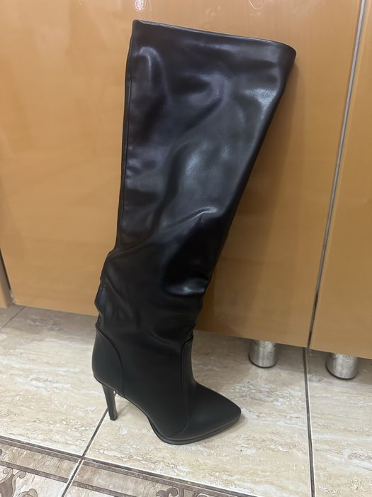 Продам новую осенюю обувь