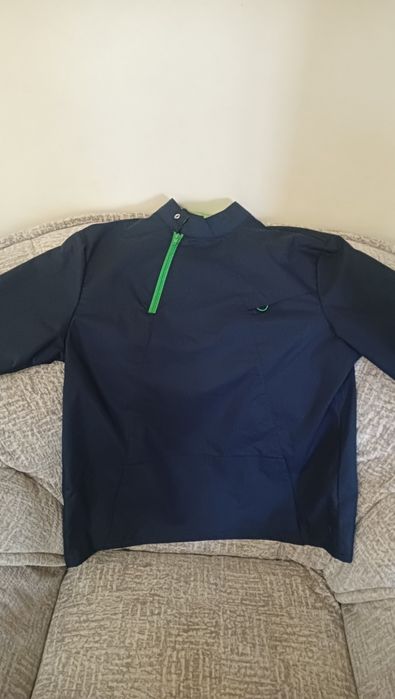 Продам рубашку парикмахмахера