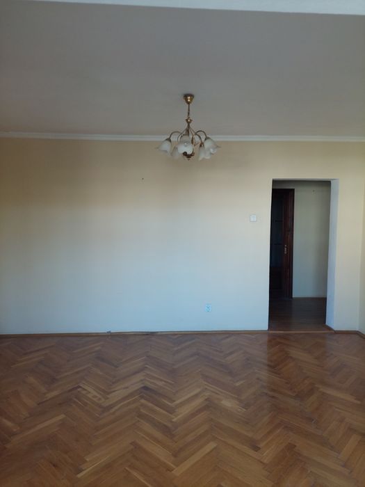 Apartament cu două camere, centru