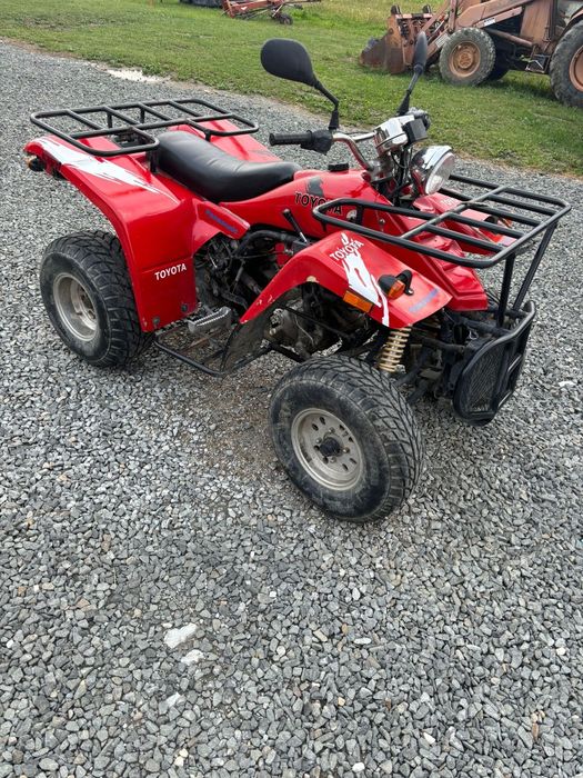 Vând atv de 250cc automat