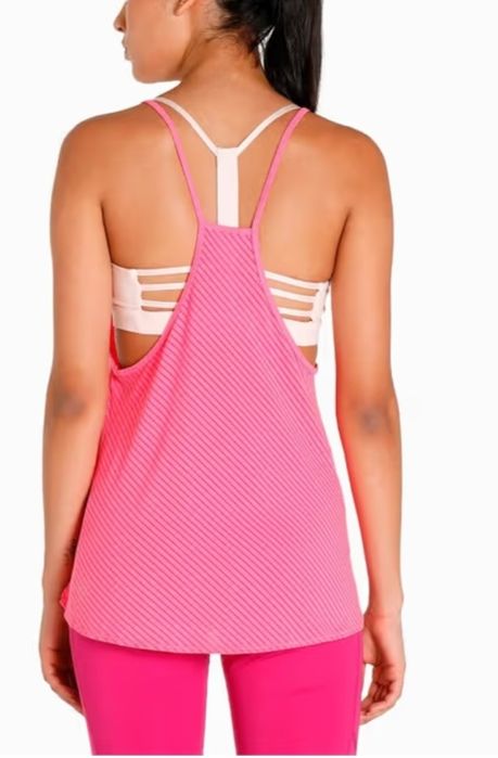 Дамски спортен комплект