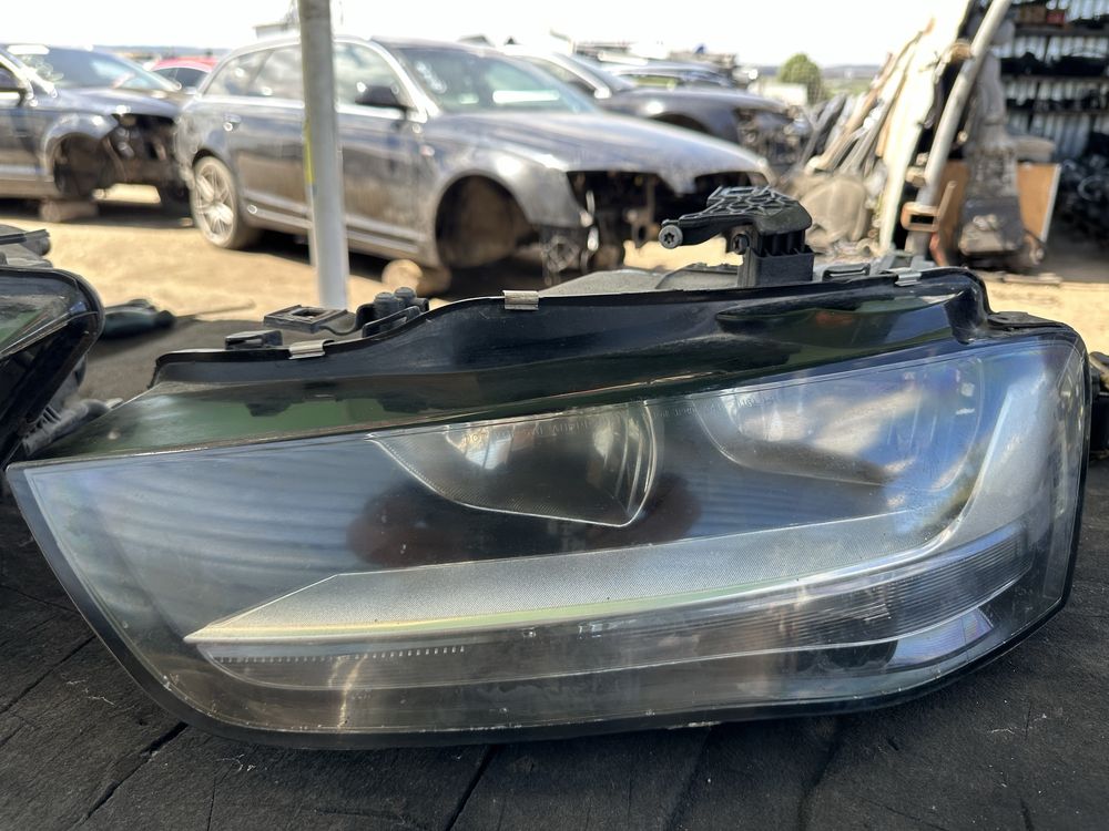Фарове фар Audi A4 b8.5 Ауди А4 Фейслифт обикновен 8k0941004 8k0941005