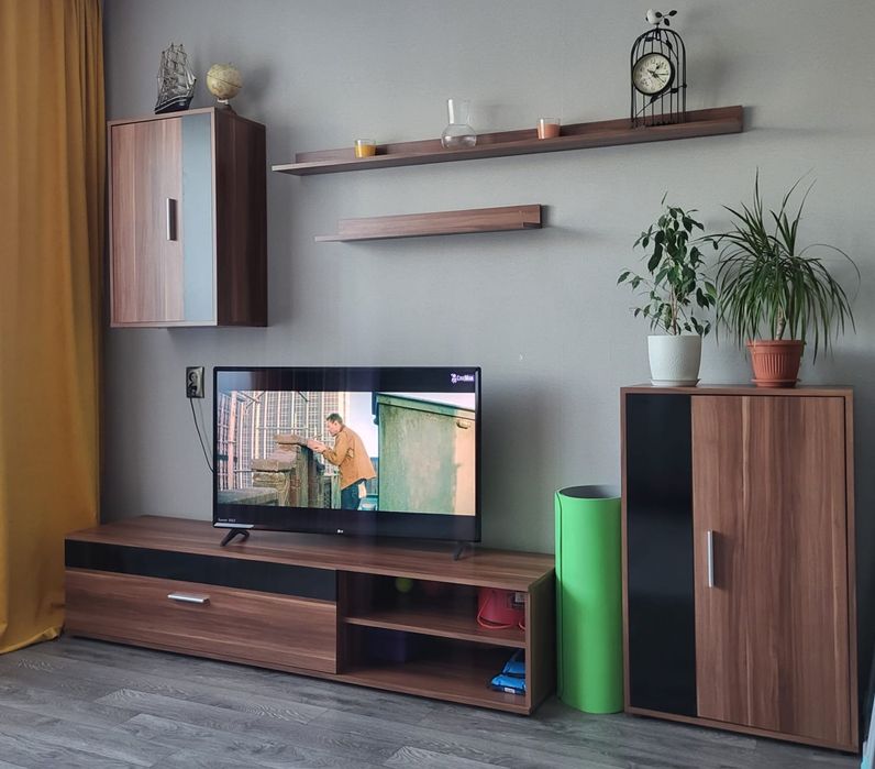 Продам стенку в идеальном состоянии