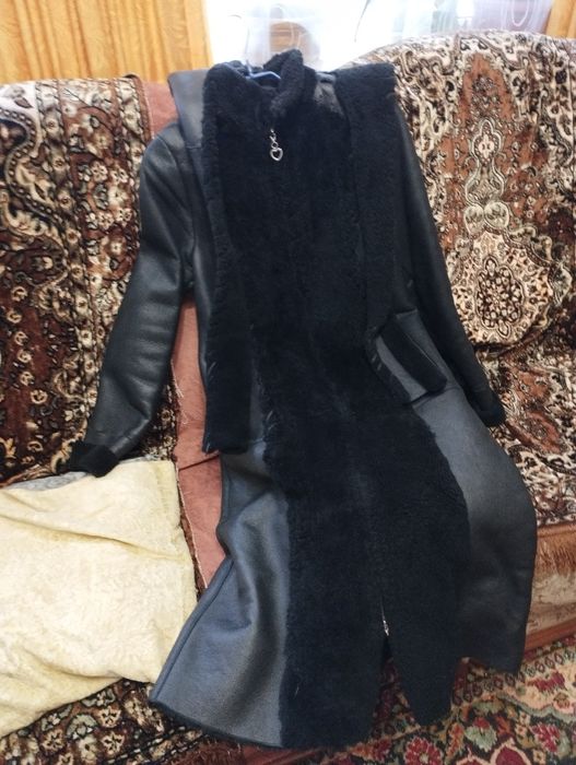 Продам дубленку натуральную производство Южная Корея