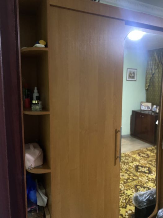 Шифоньер в прихожую