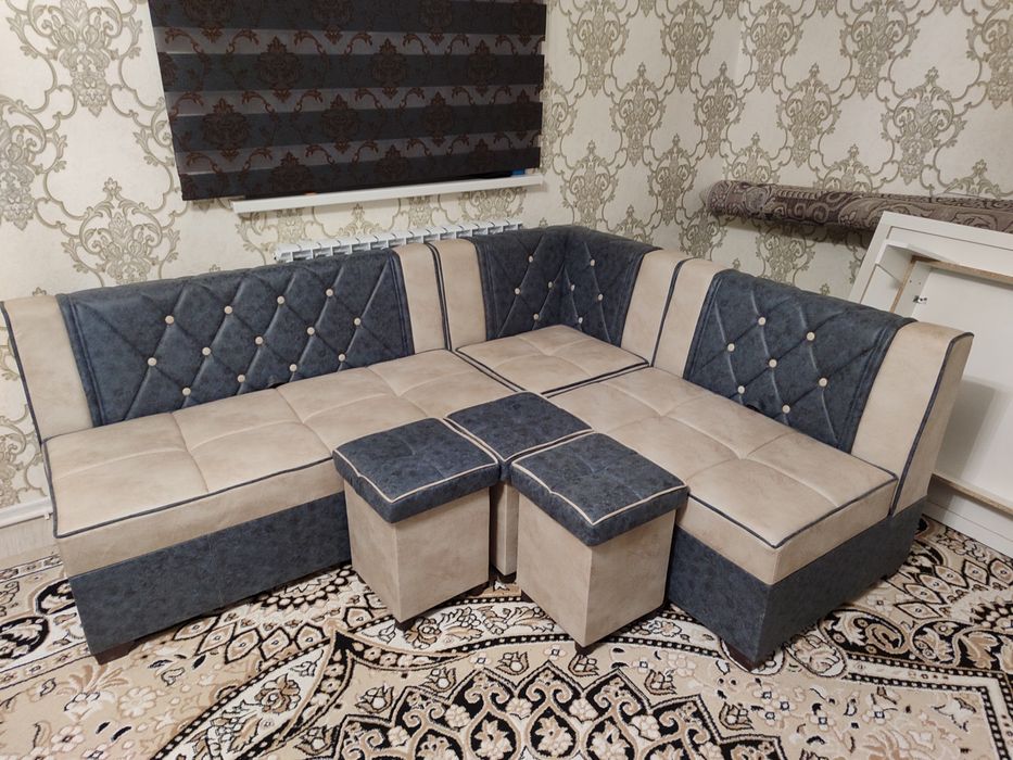 Уголок сатылады новый