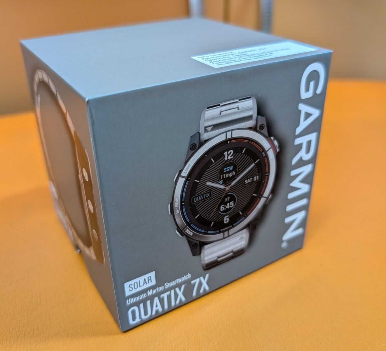 Чисто нов, неразпечатан Garmin Quatix 7X Solar, в гаранция