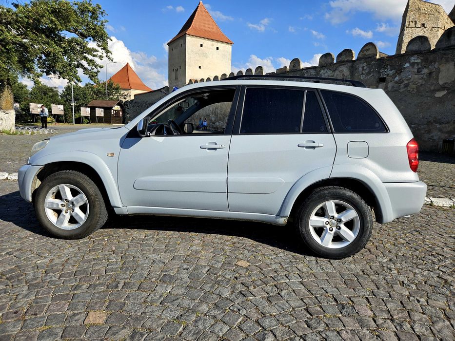 Vând Toyota rav4 2004