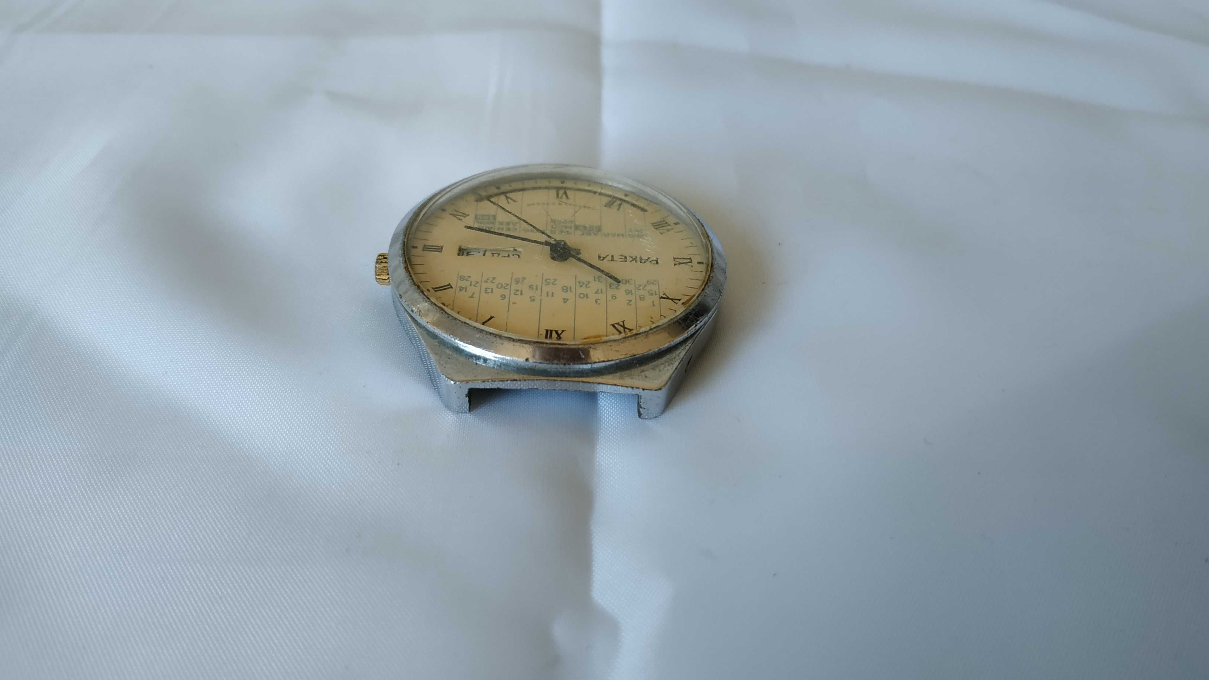 Мъжки механичен ръчен часовник - РАКЕТА / RAKETA - Календар