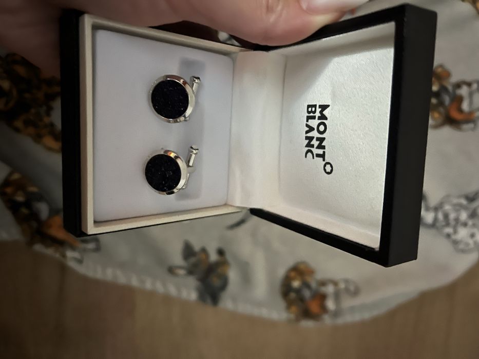 Butoni barbat Mont Blanc