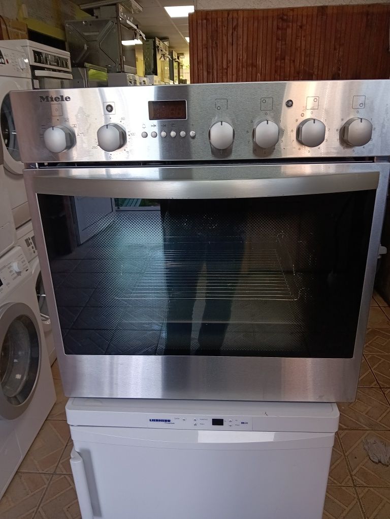 Иноксова печка за вграждане Miele Made in Germany 2 години гаранция!