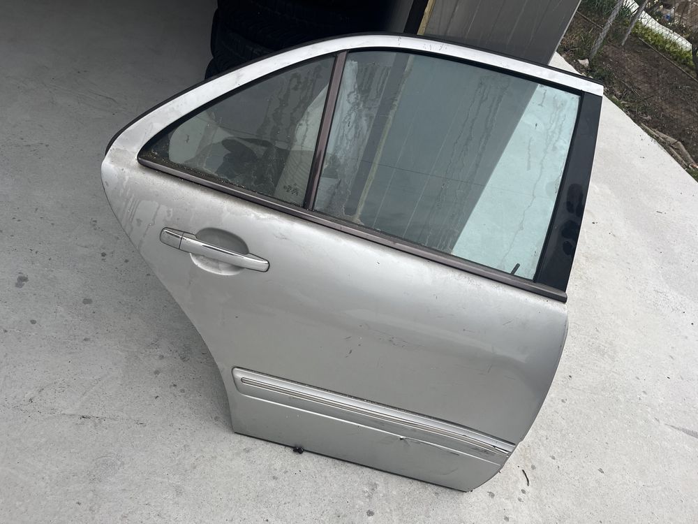 Капак врати огледало мерцедес w210 Е-класа