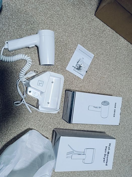 Фен 3 шт, 2 настенных. 1 нет