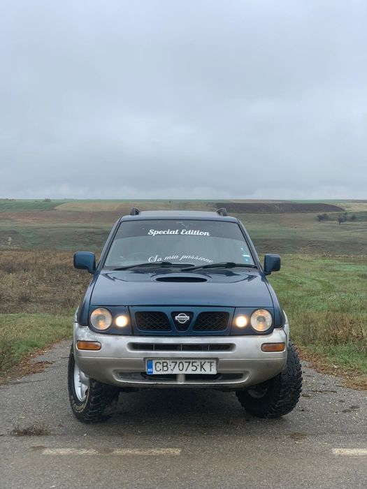 Nissan terrano motor 2.7 tdi 125 cai 4x4 cu reductor