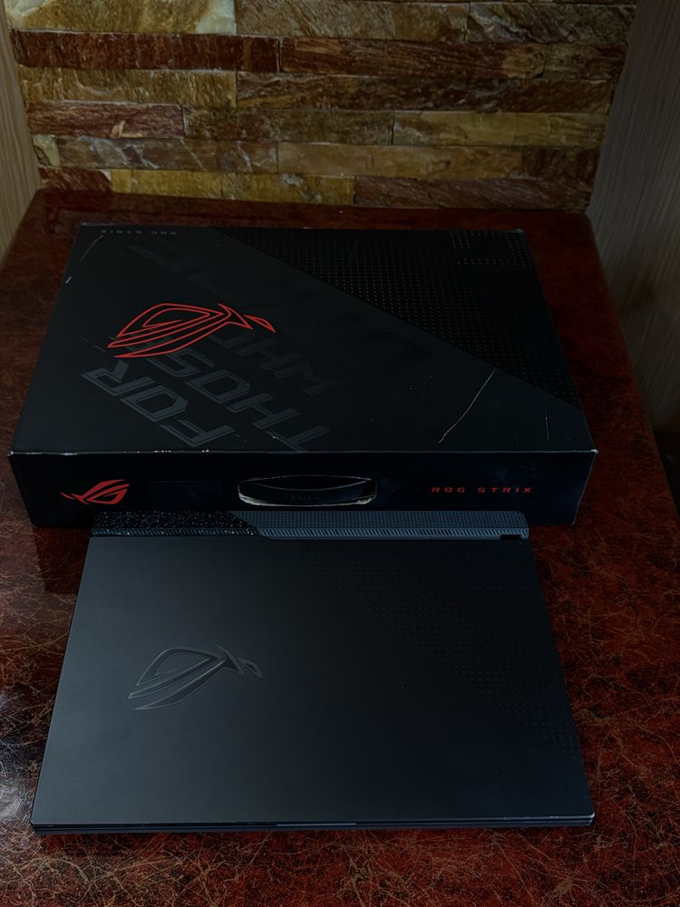 Игровой ноутбук: ASUS ROG STRIX G15