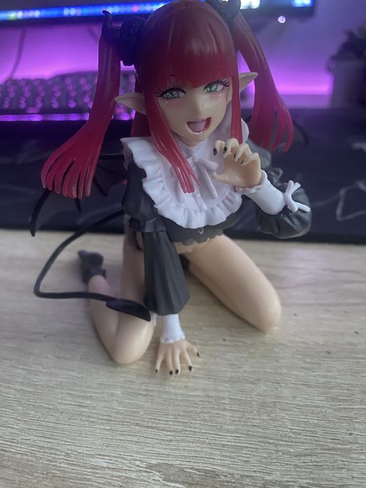 Продам аниме фигурку