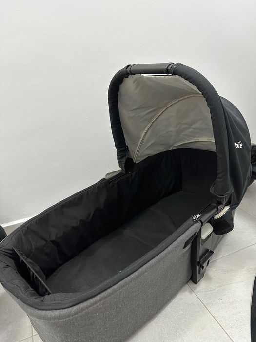 Cărucior 3 în 1 Joie Chrome + scoica i-Gemm