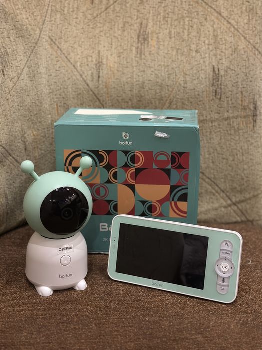 Бебефон с монитор/ приложение за телефон