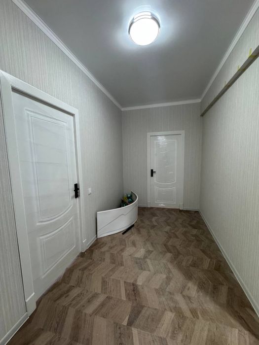 Fargona shaxarda airaport oldida 2 xona kvartira sotiladi