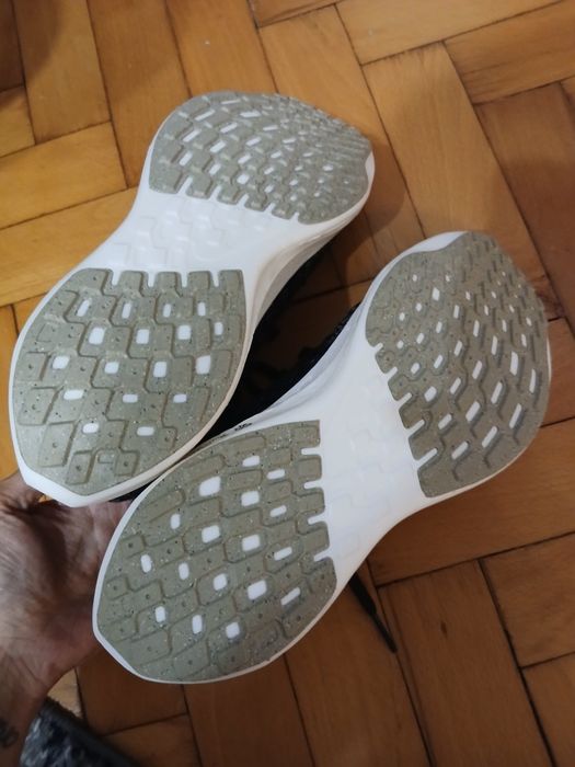 Дамски маратонки Nike