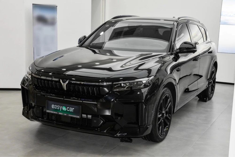 Voyah Free 318 4WD Full Qora Черный в Наличии