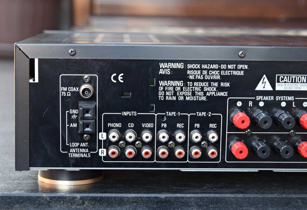 Amplificator Denon DRA-585 RD, amplituner