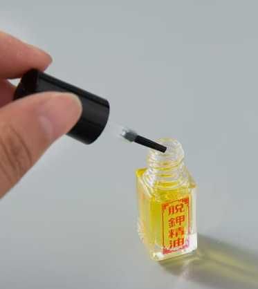 Масло для удаления грибка ногтя.